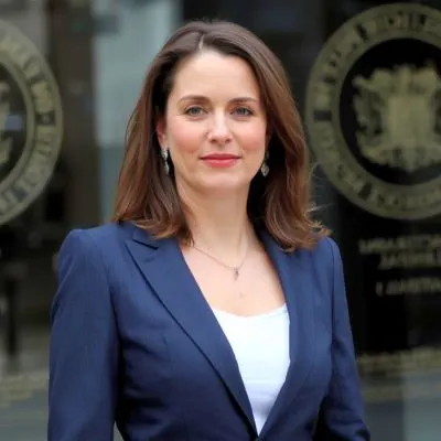 Aisha Rahman praises GA4 server-side and cross-domain tracking implementation, improving engagement metrics by 35%.